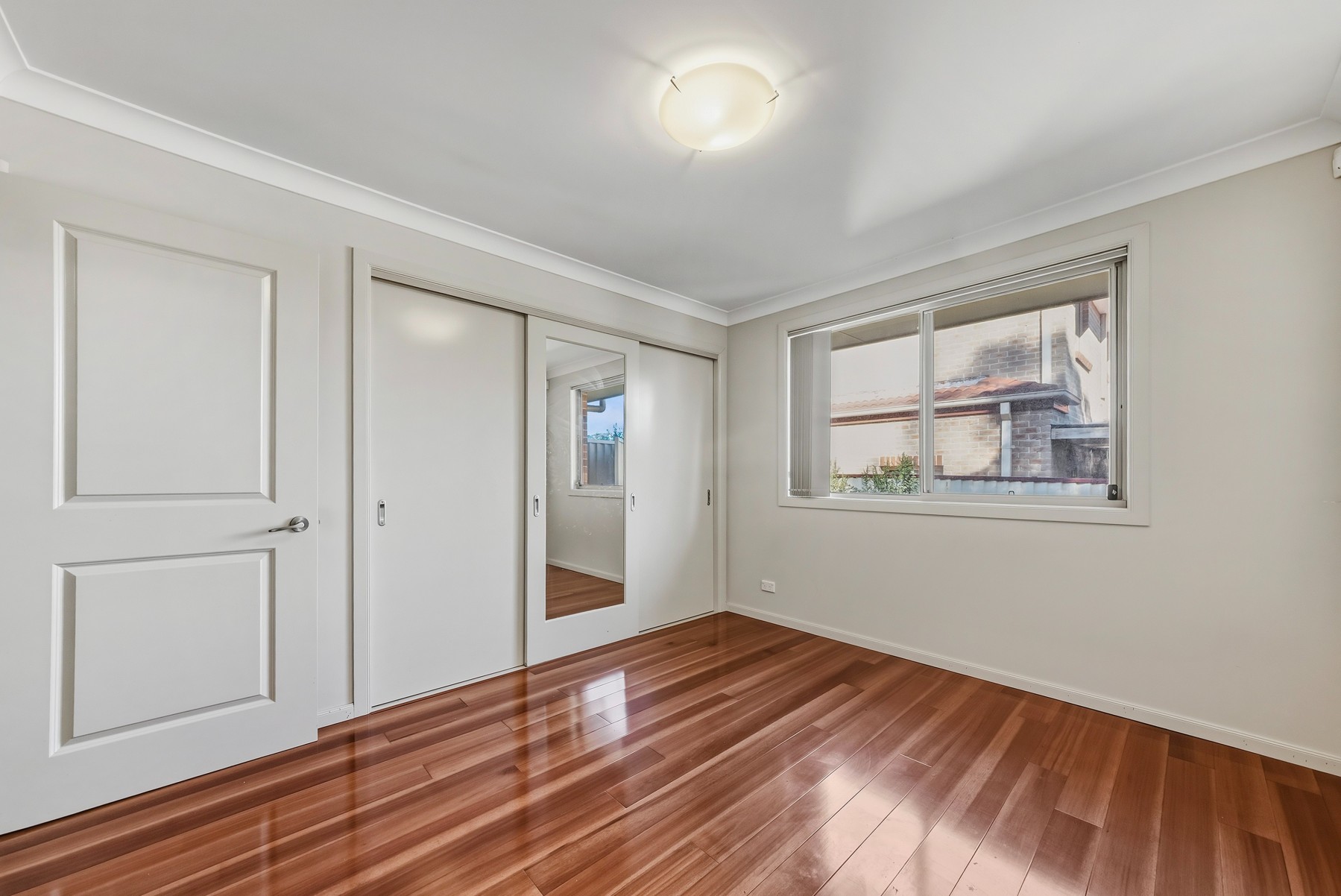 16a Susan St, South Wentworthville - Thumbnail 2
