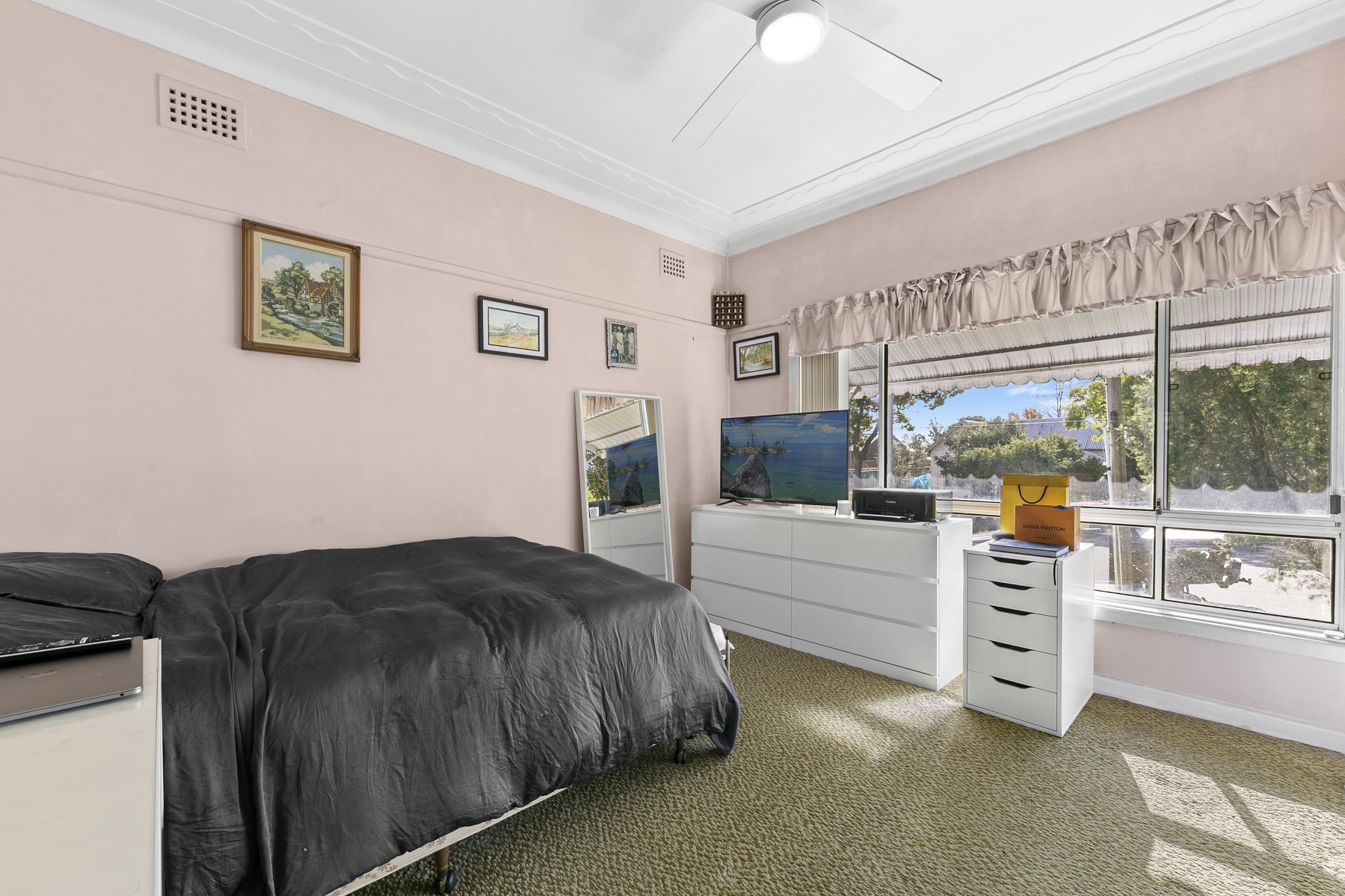 10 Chiltern Road, Guildford - Thumbnail 8