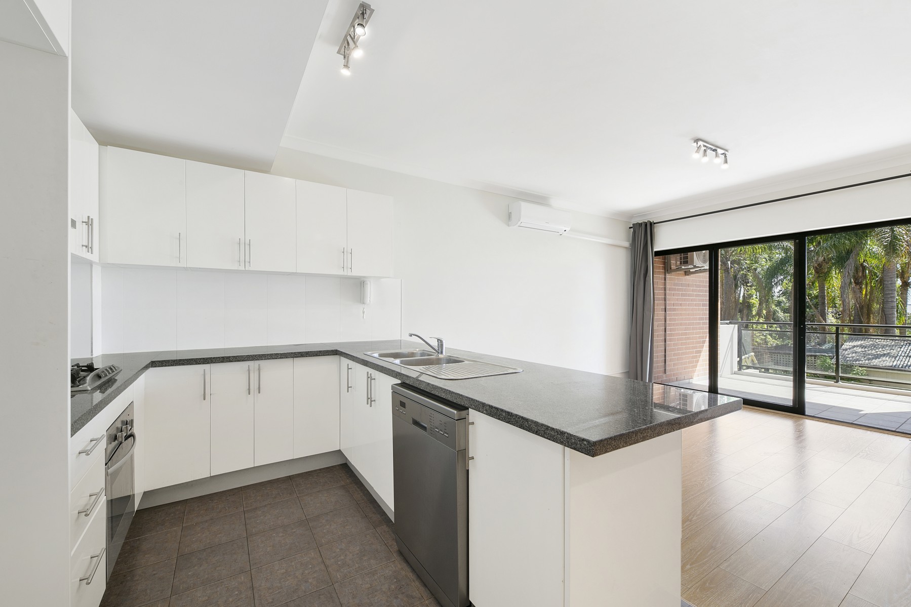 12/574 Woodville Road Guildford, Guildford Sold Property, Guildford - Thumbnail 2