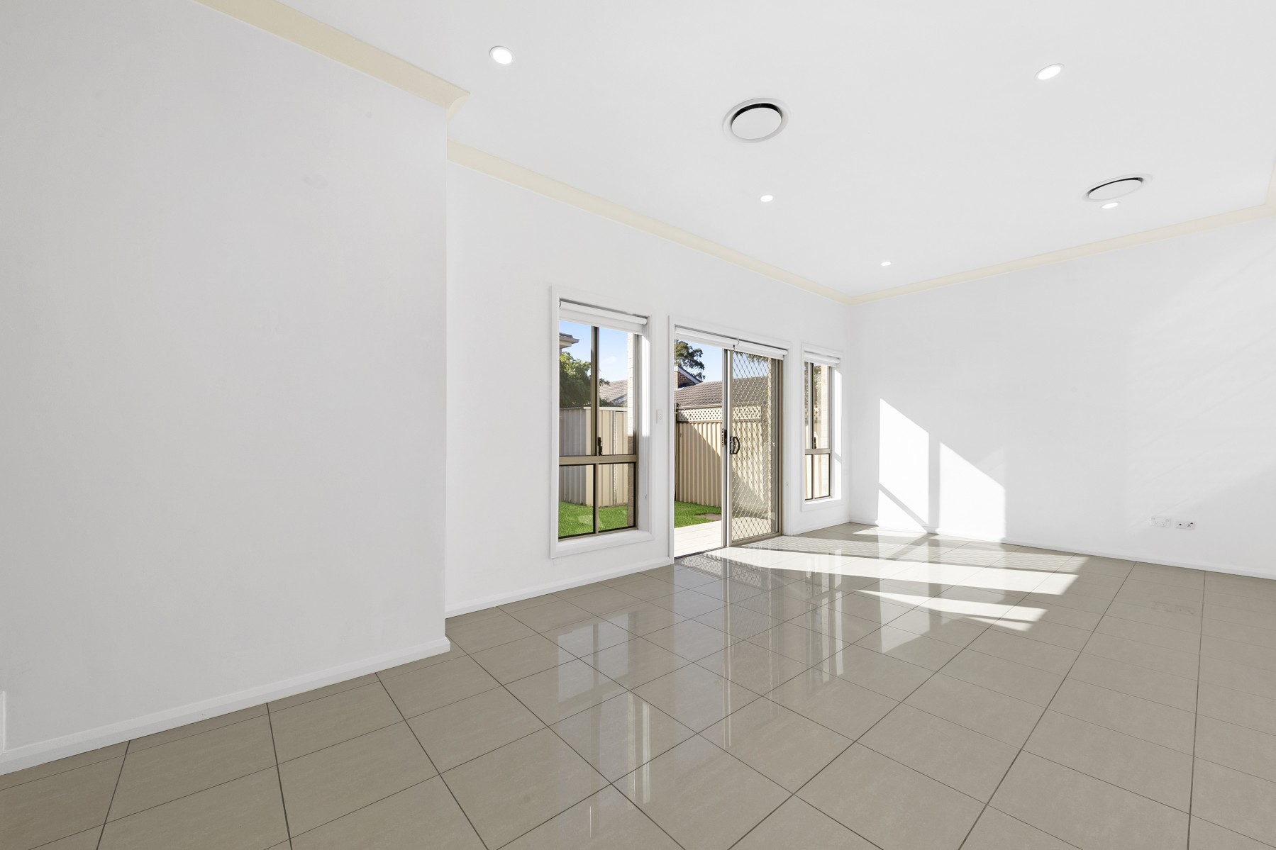 6/128 Dunmore Street, Wentworthville - Thumbnail 4