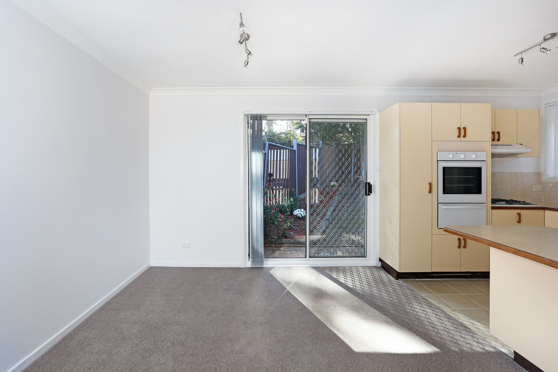 23/30 Bradman Street, Greystanes - Thumbnail 4