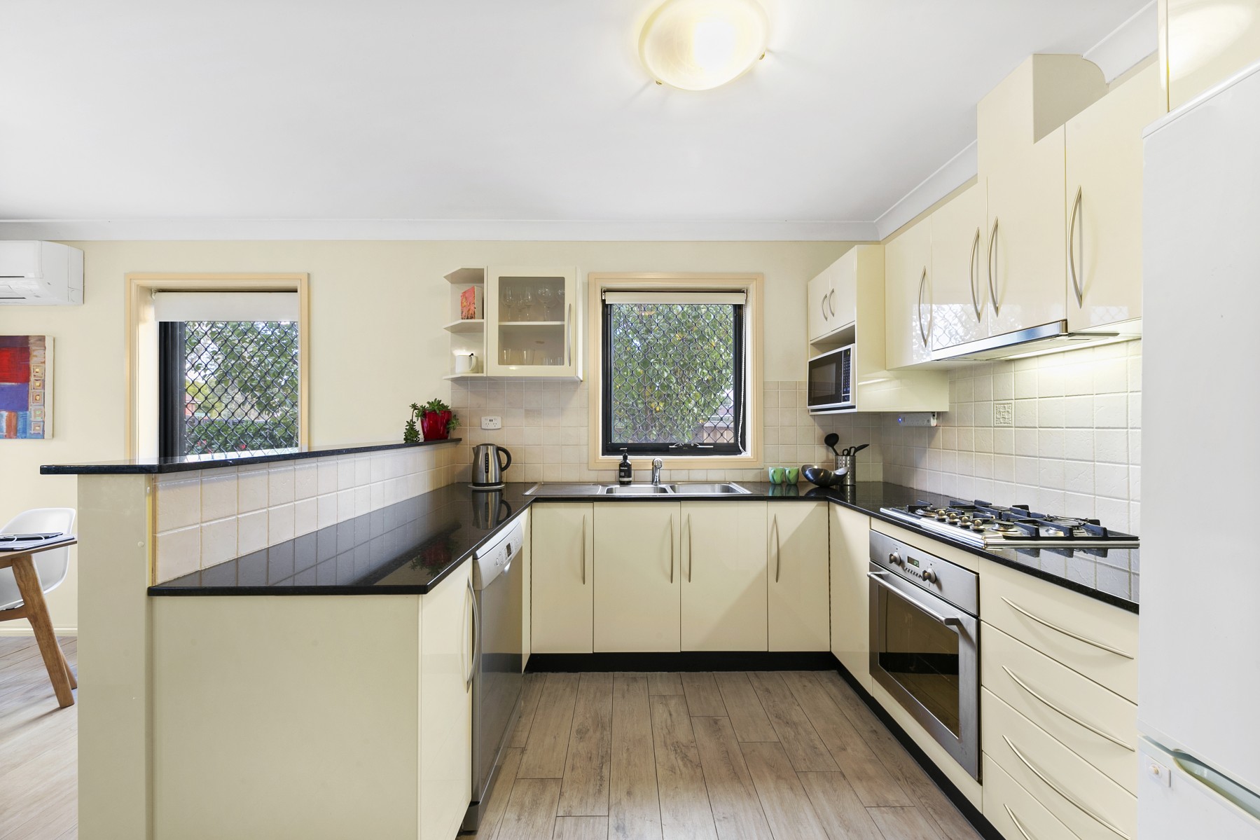 1/60 Queen Street, Guildford - Thumbnail 3