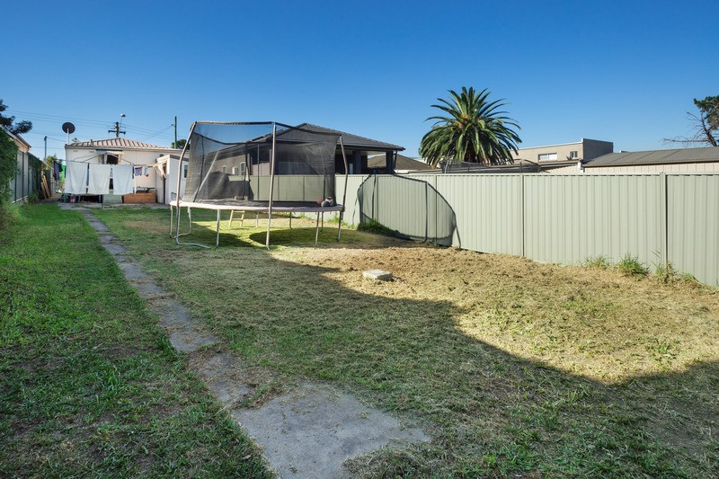 50 Hawksview Street, Guildford - Thumbnail 4