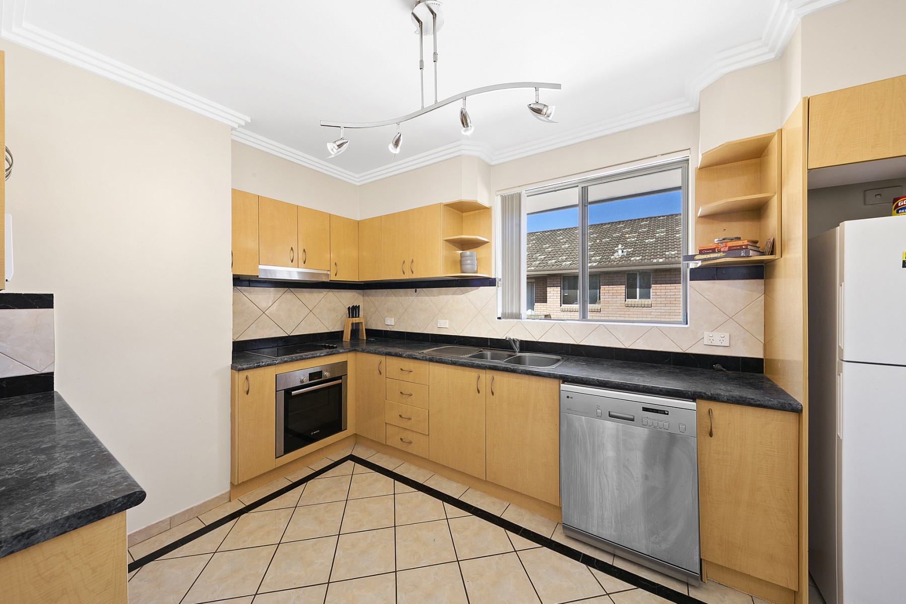 18/438-444 Guildford Road Guildford, Guildford Sold Property, Guildford - Thumbnail 2