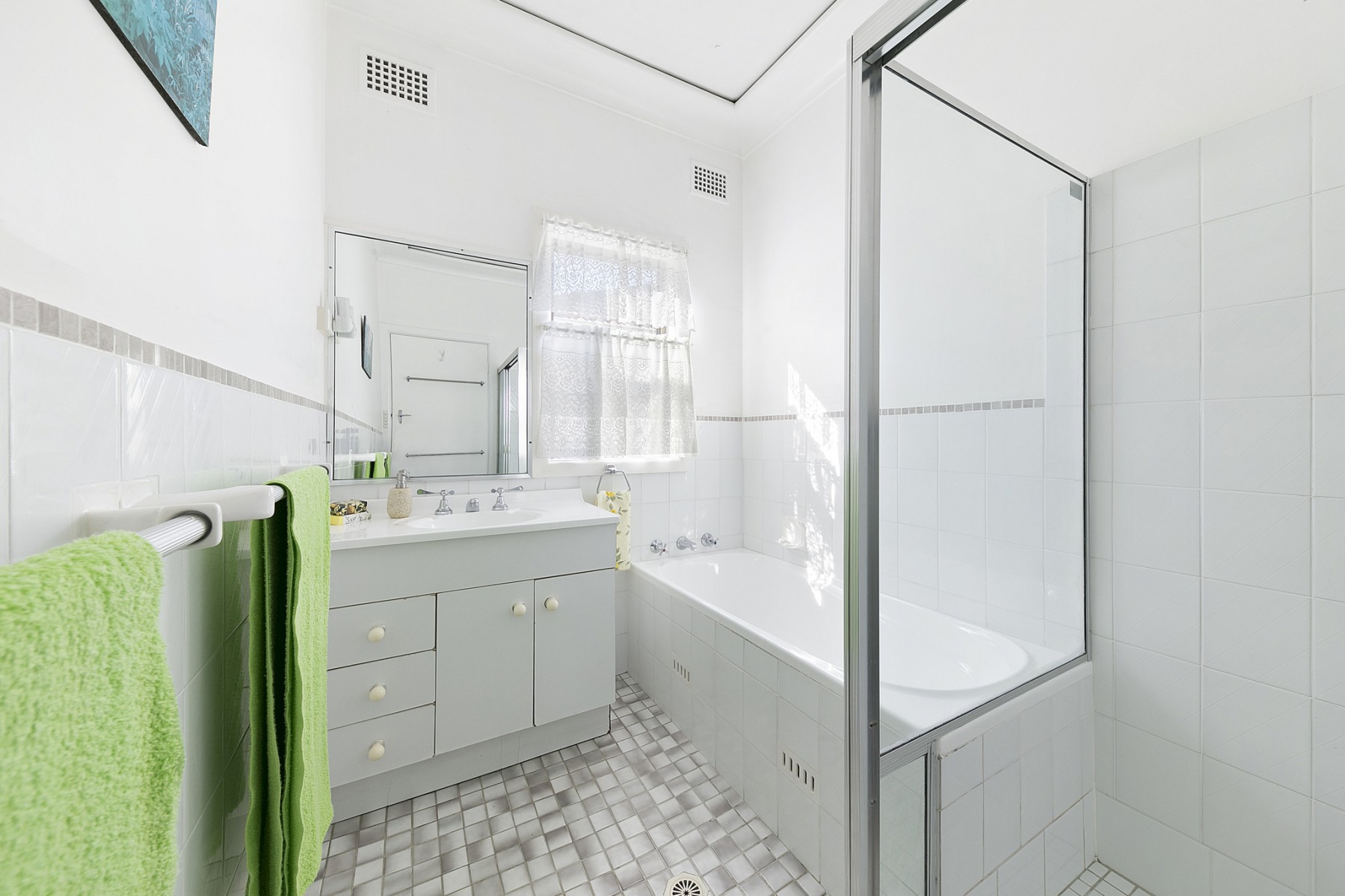 98 Military Road, Guildford - Thumbnail 6