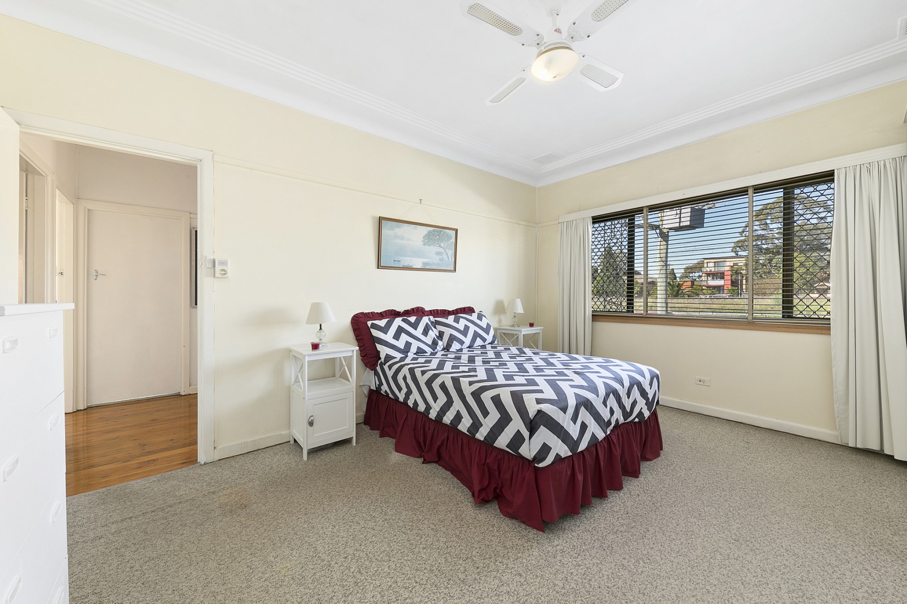 98 Military Road, Guildford - Thumbnail 8