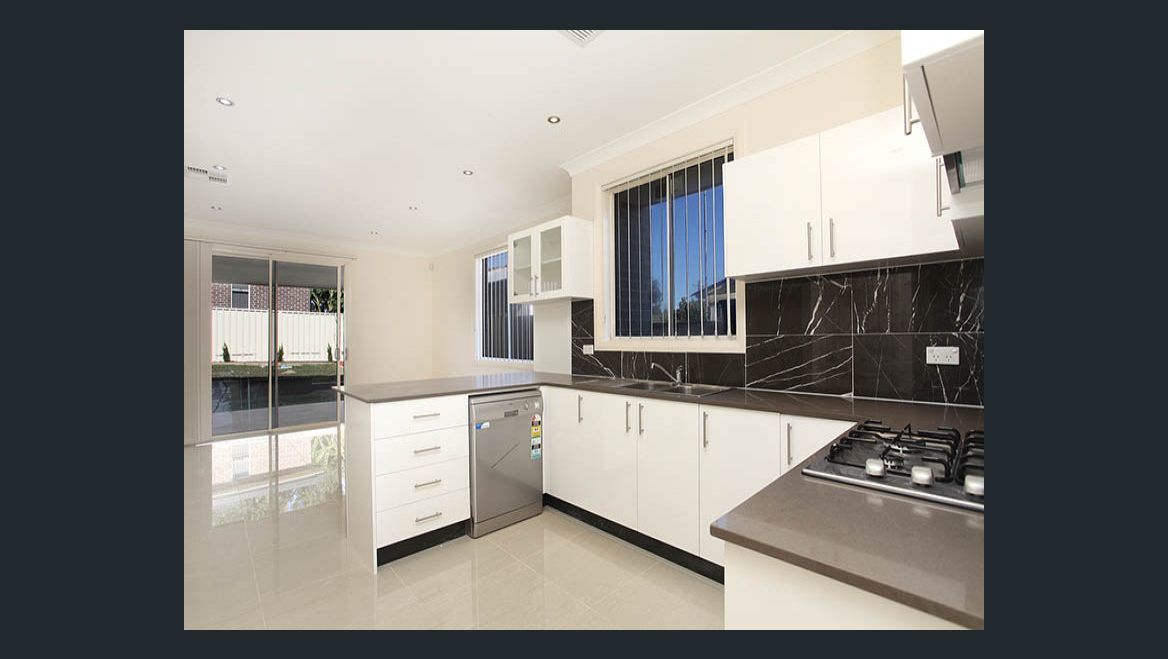 55 Oramzi Street, Girraween - Thumbnail 2
