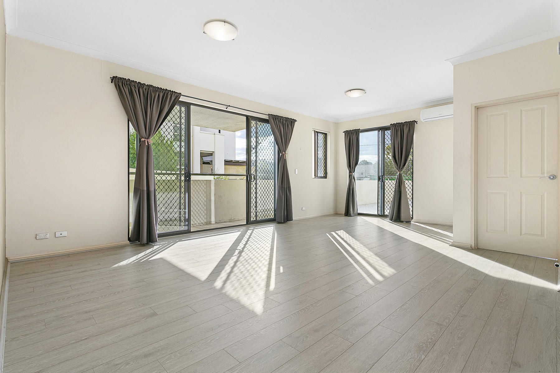 101/10 Refractory Court, Merrylands - Thumbnail 2