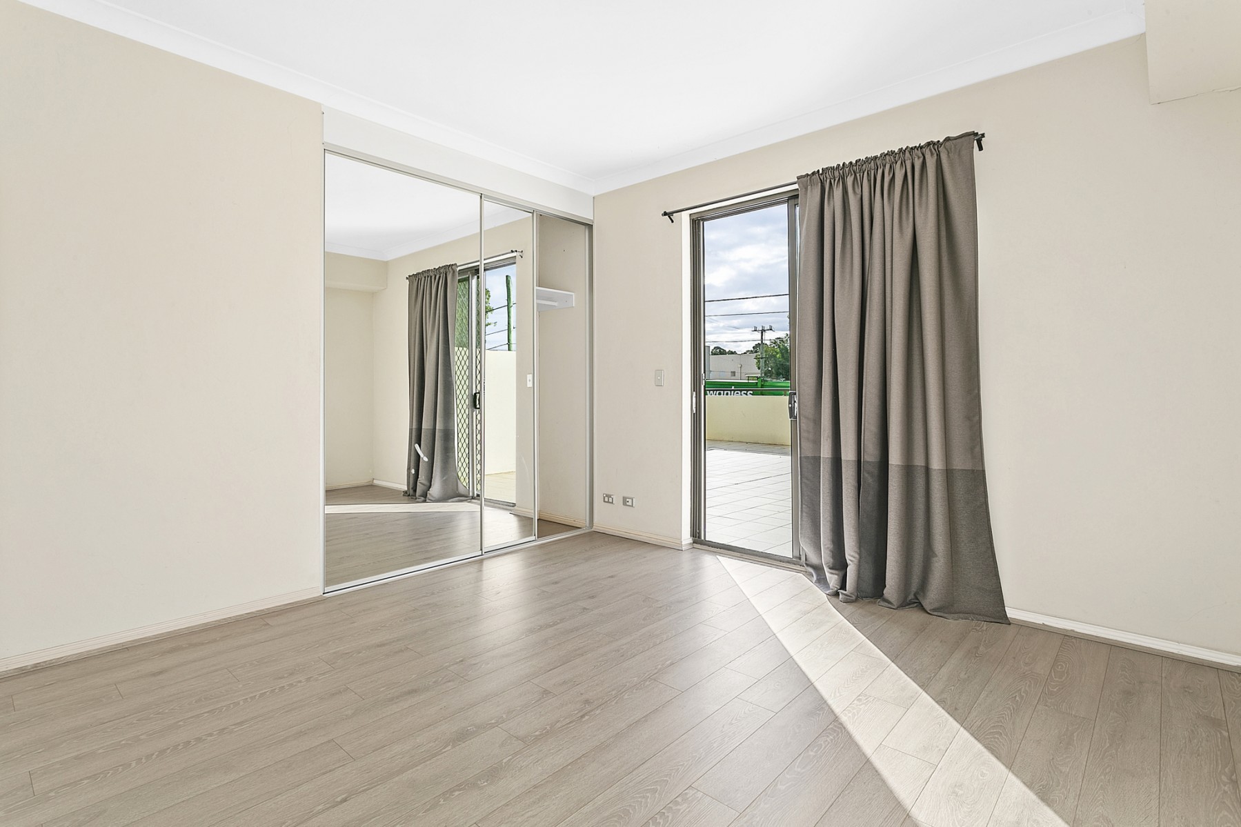 101/10 Refractory Court, Merrylands - Thumbnail 3