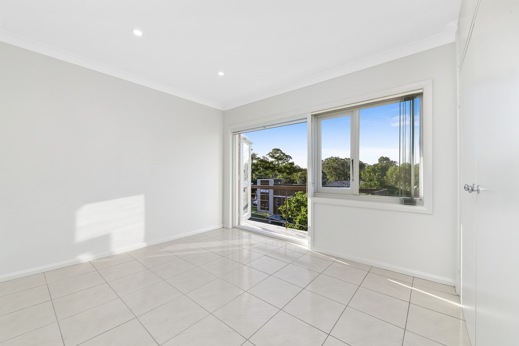 9/4-6 Calliope Street, Guildford - Thumbnail 6