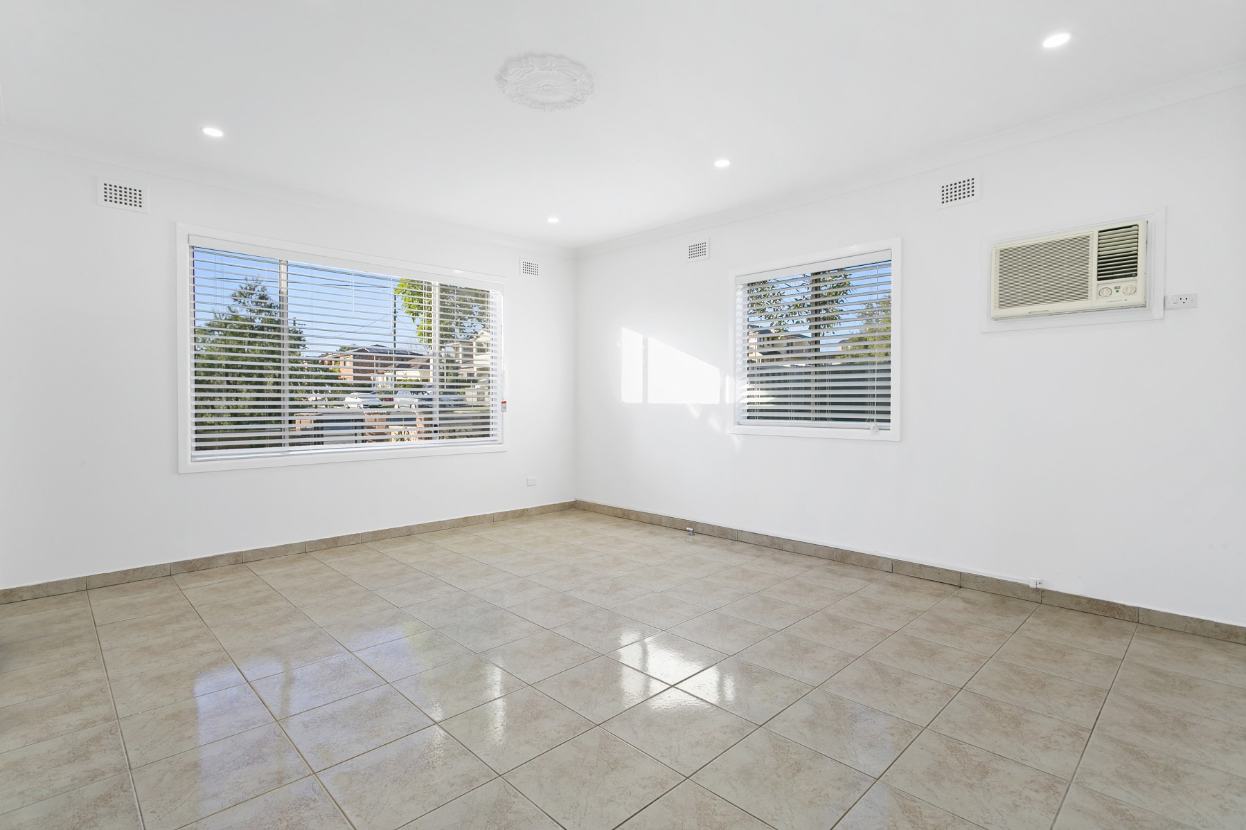 31 Rickard Street Merrylands, Merrylands Sold Property, Merrylands - Thumbnail 4