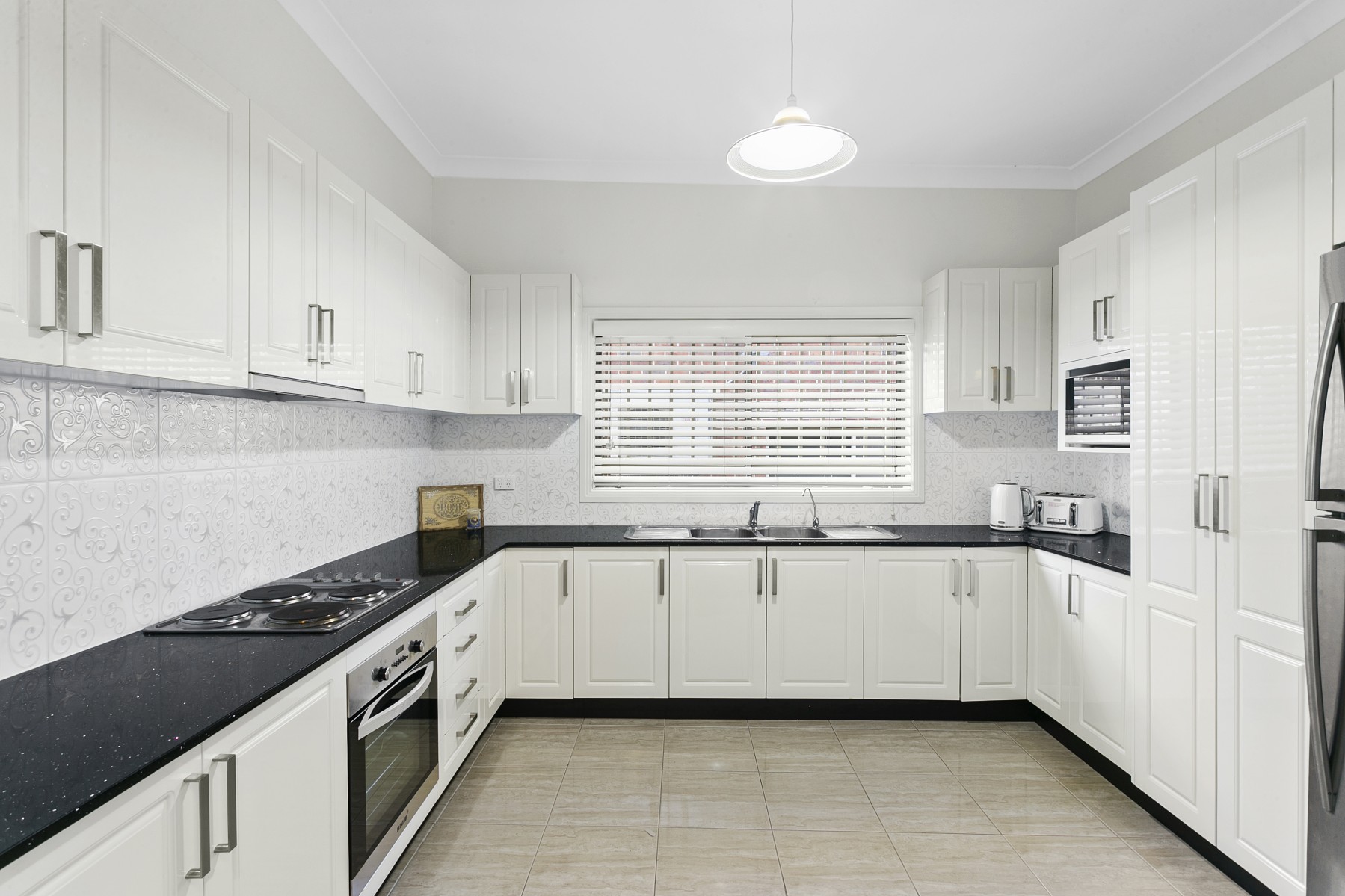 18 Crossland Street, Merrylands - Thumbnail 2