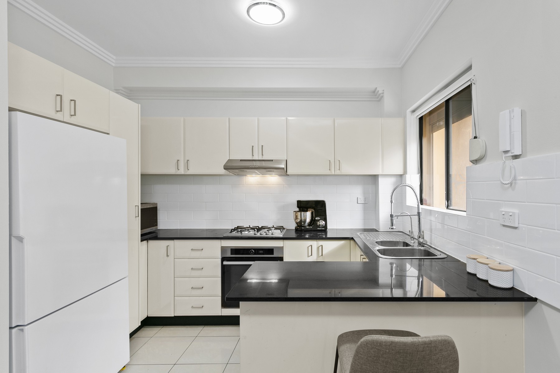 9/39-47 Wellington Road, Granville - Thumbnail 2