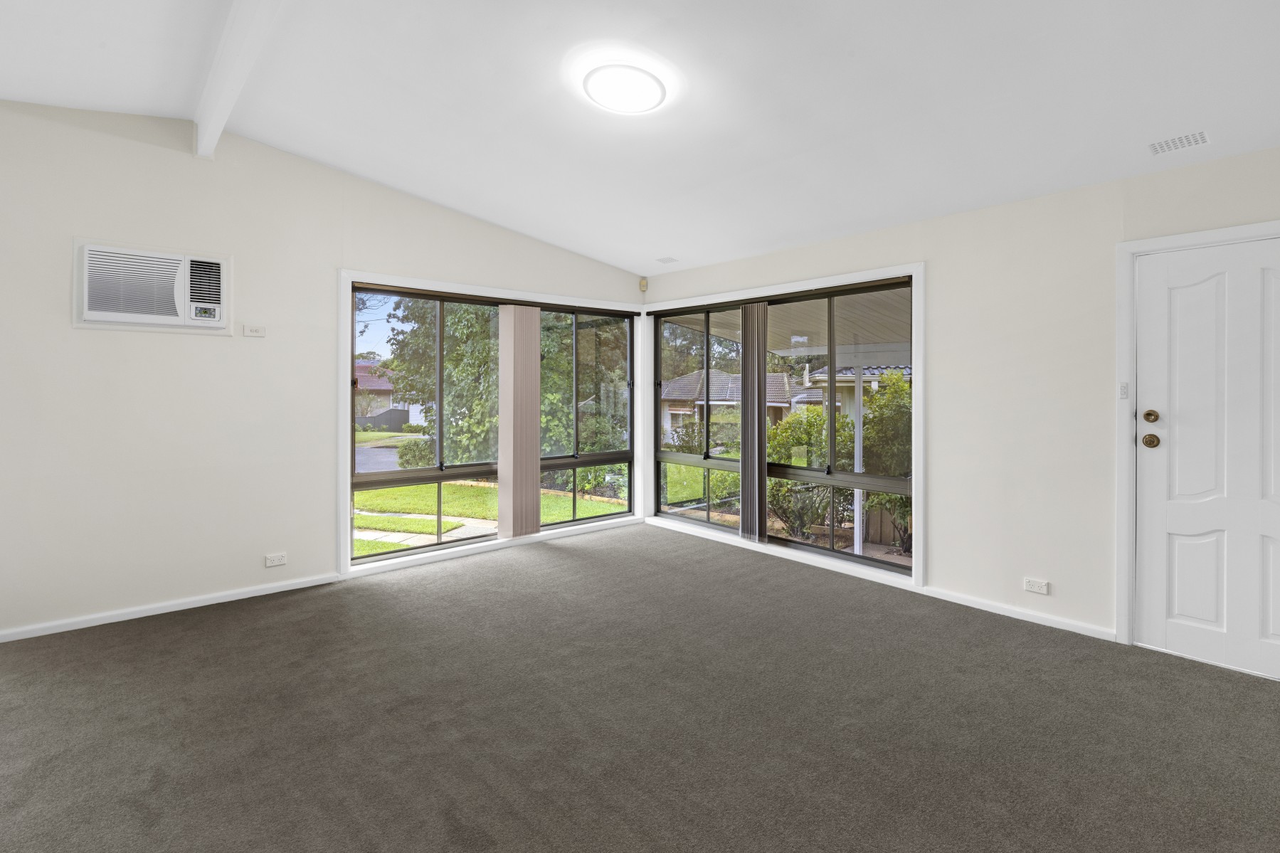 7 Laver Place, Greystanes - Thumbnail 3