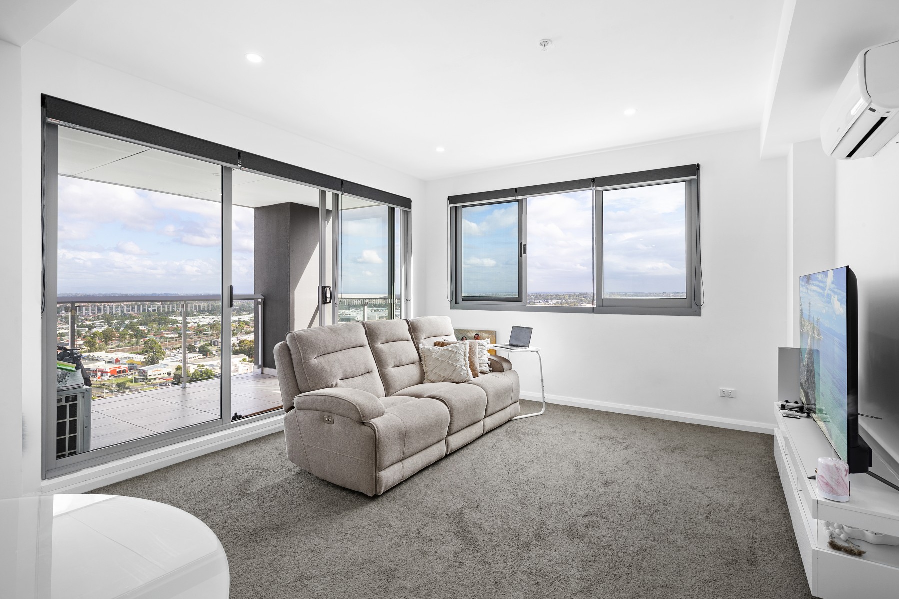 1803/5 Second Avenue Blacktown, Blacktown Sold Property, Blacktown - Thumbnail 2