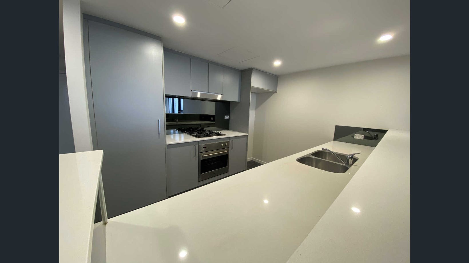 1601/140 Church St Parramatta, Unit for Rent, Parramatta - Thumbnail 2