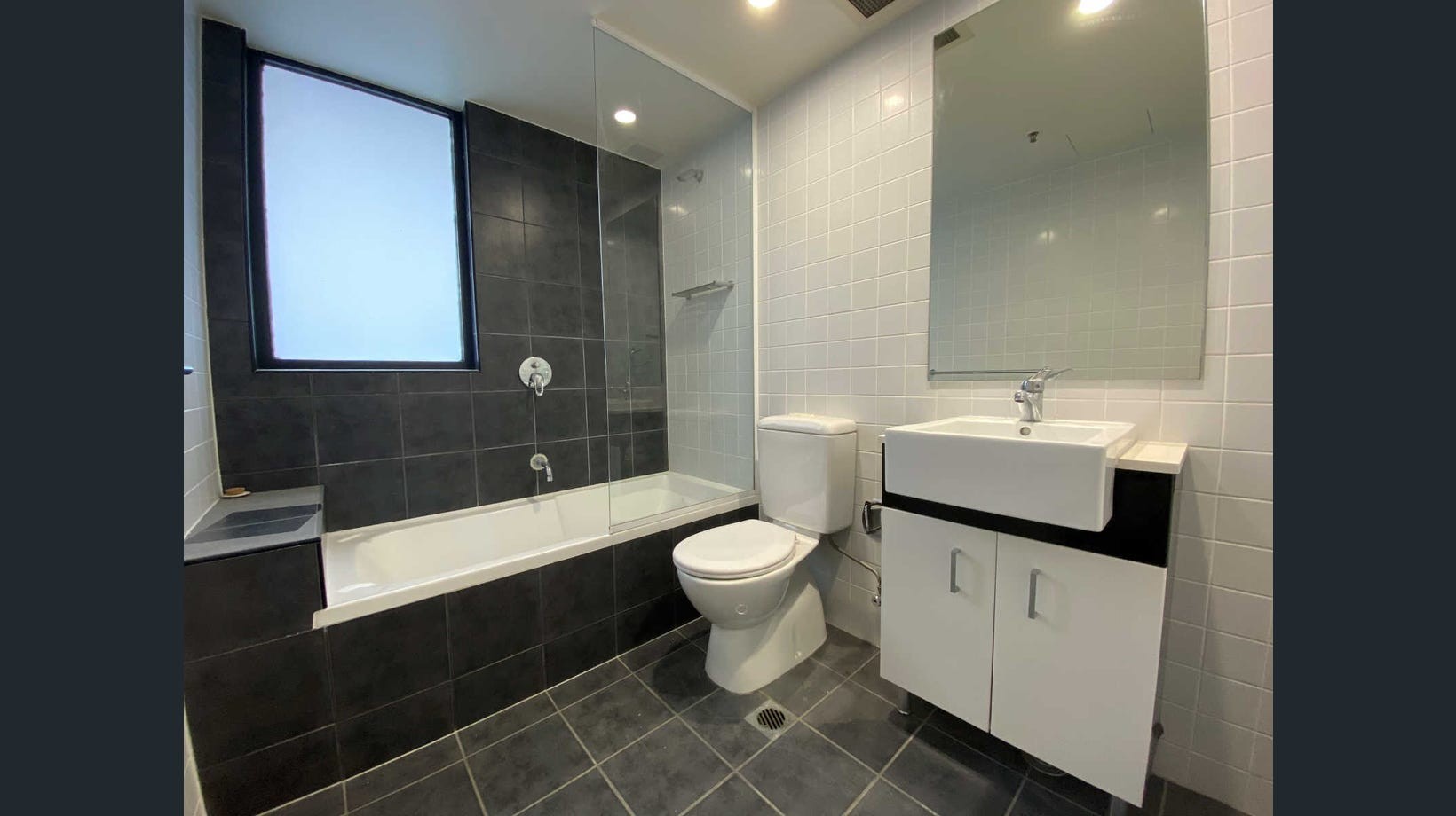 1601/140 Church St Parramatta, Unit for Rent, Parramatta - Thumbnail 4