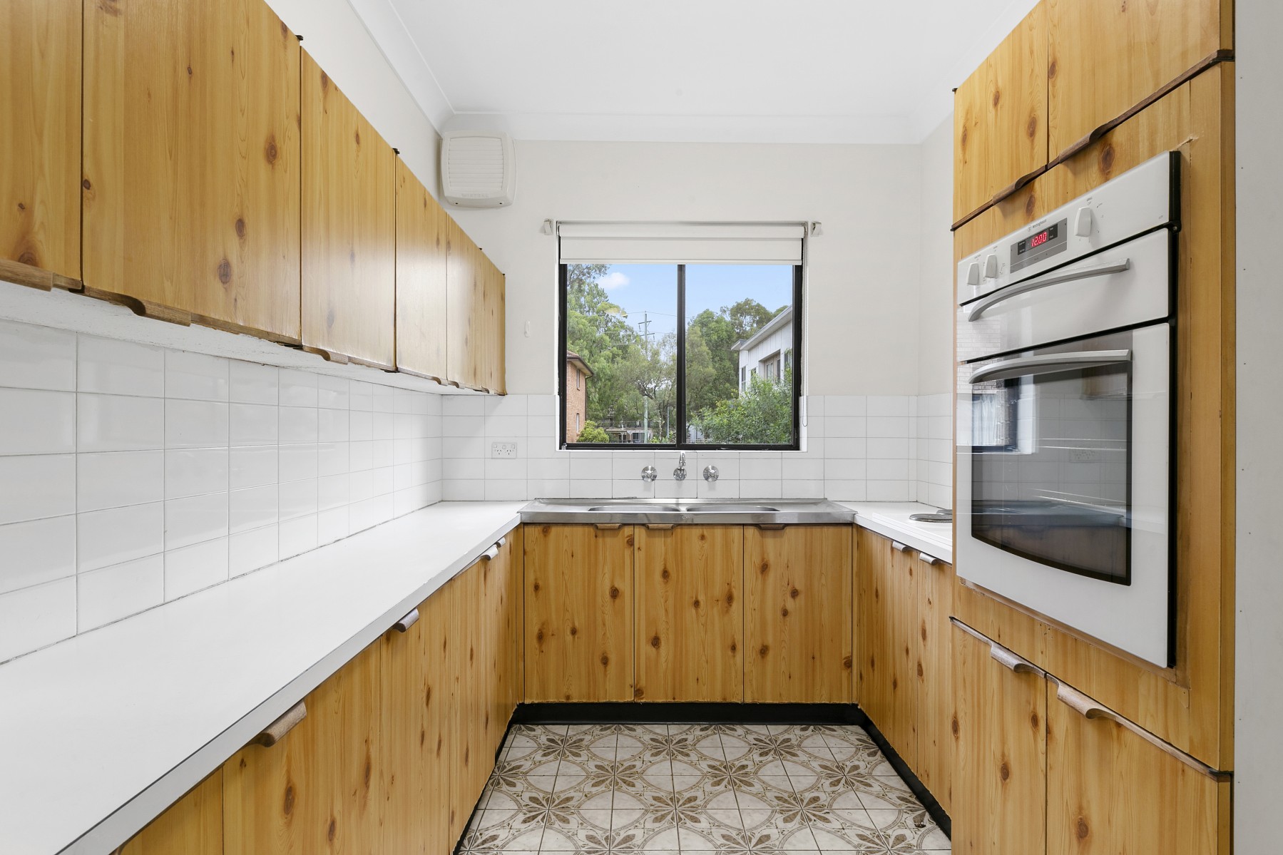 6/10-12 Paton Street, Merrylands - Thumbnail 3