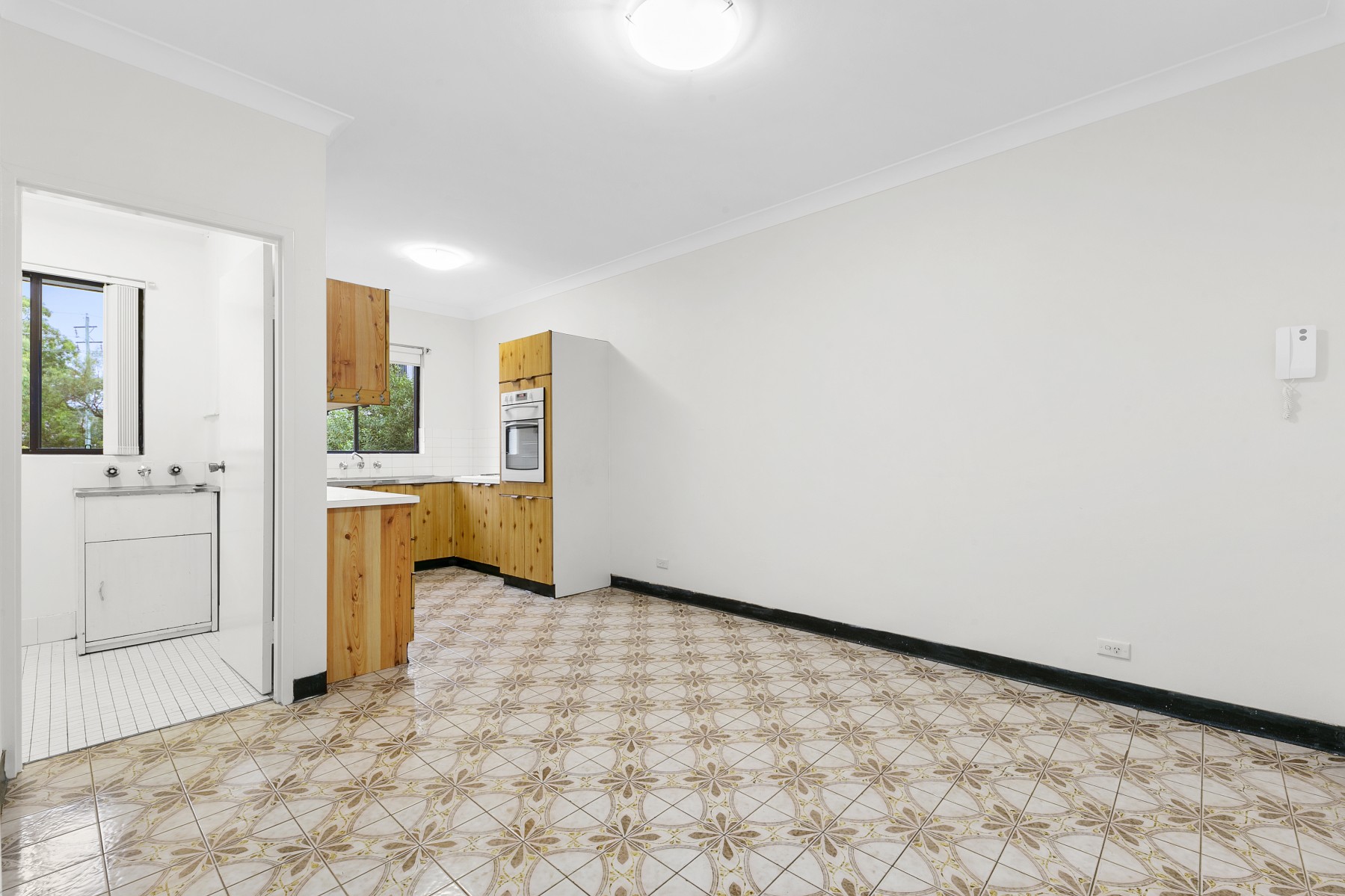 6/10-12 Paton Street, Merrylands - Thumbnail 4