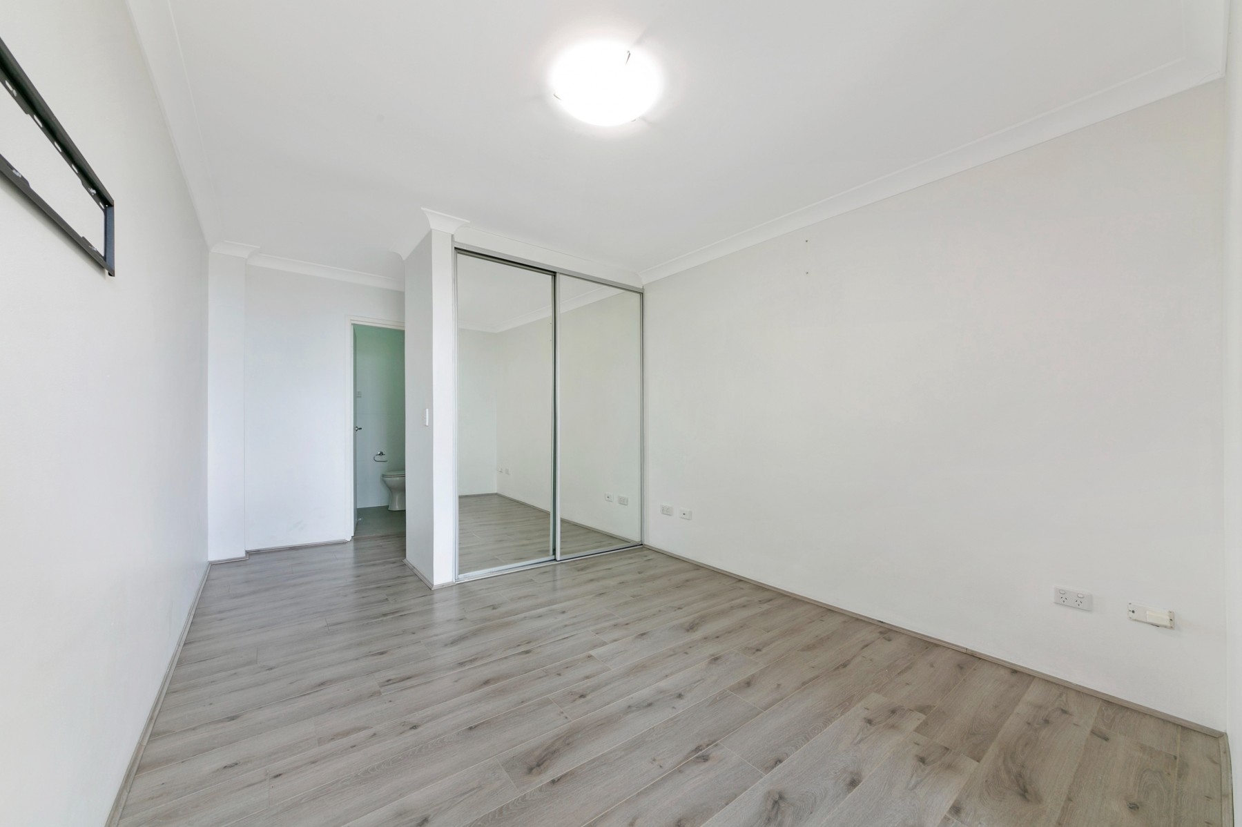 10/291-293 Woodville Rd Guildford, Unit for Rent, Guildford - Thumbnail 4