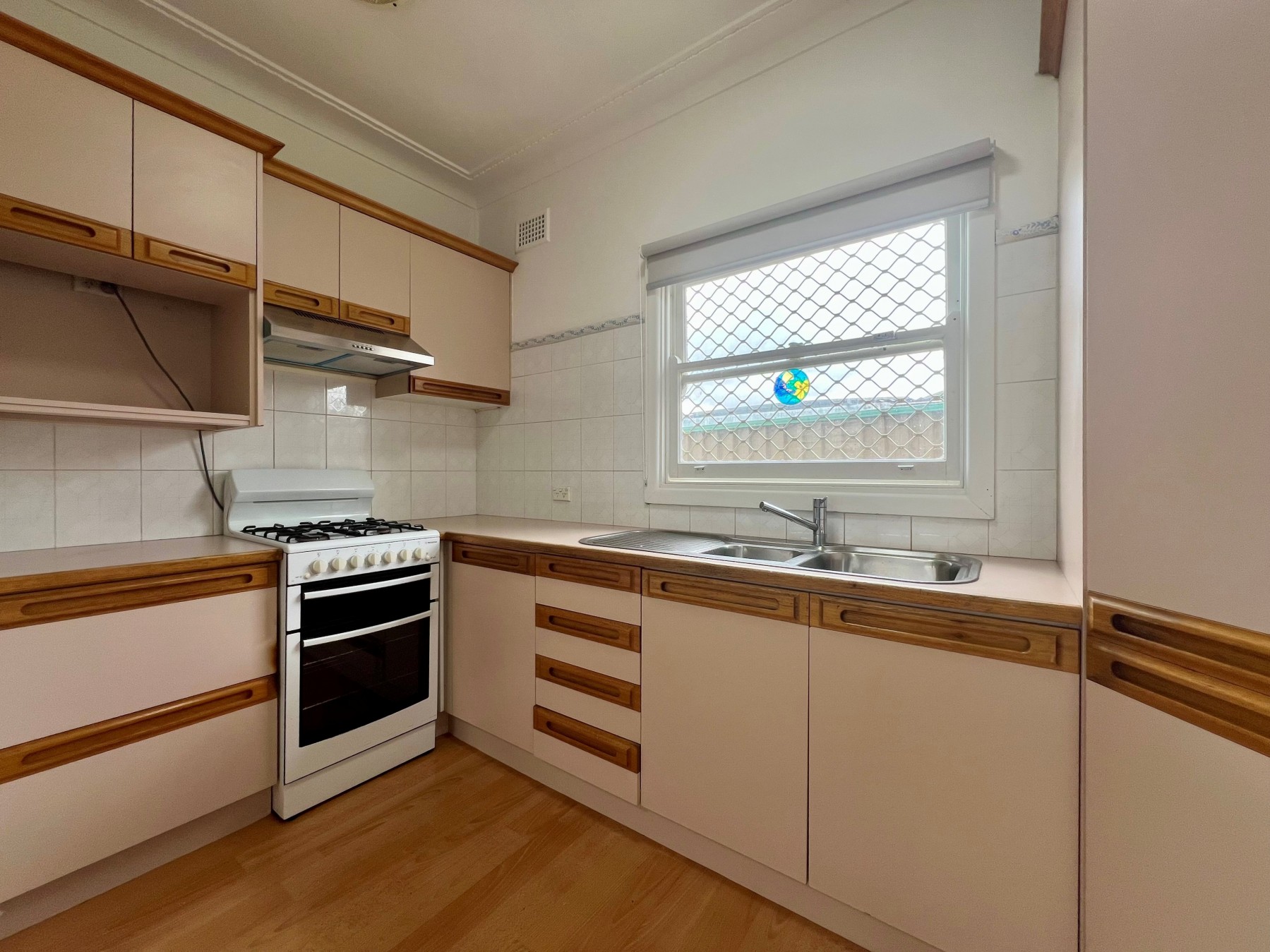 38 Morven St Old Guildford, House for Rent, Old Guildford - Thumbnail 3