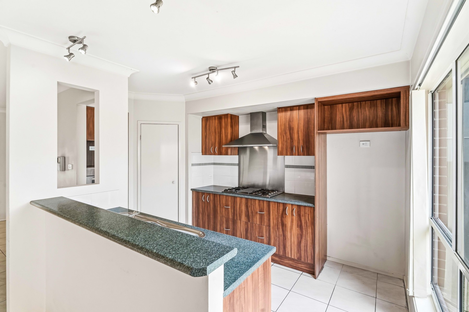 14 Tuabilli St Pemulwuy, House for Rent, Pemulwuy - Thumbnail 5