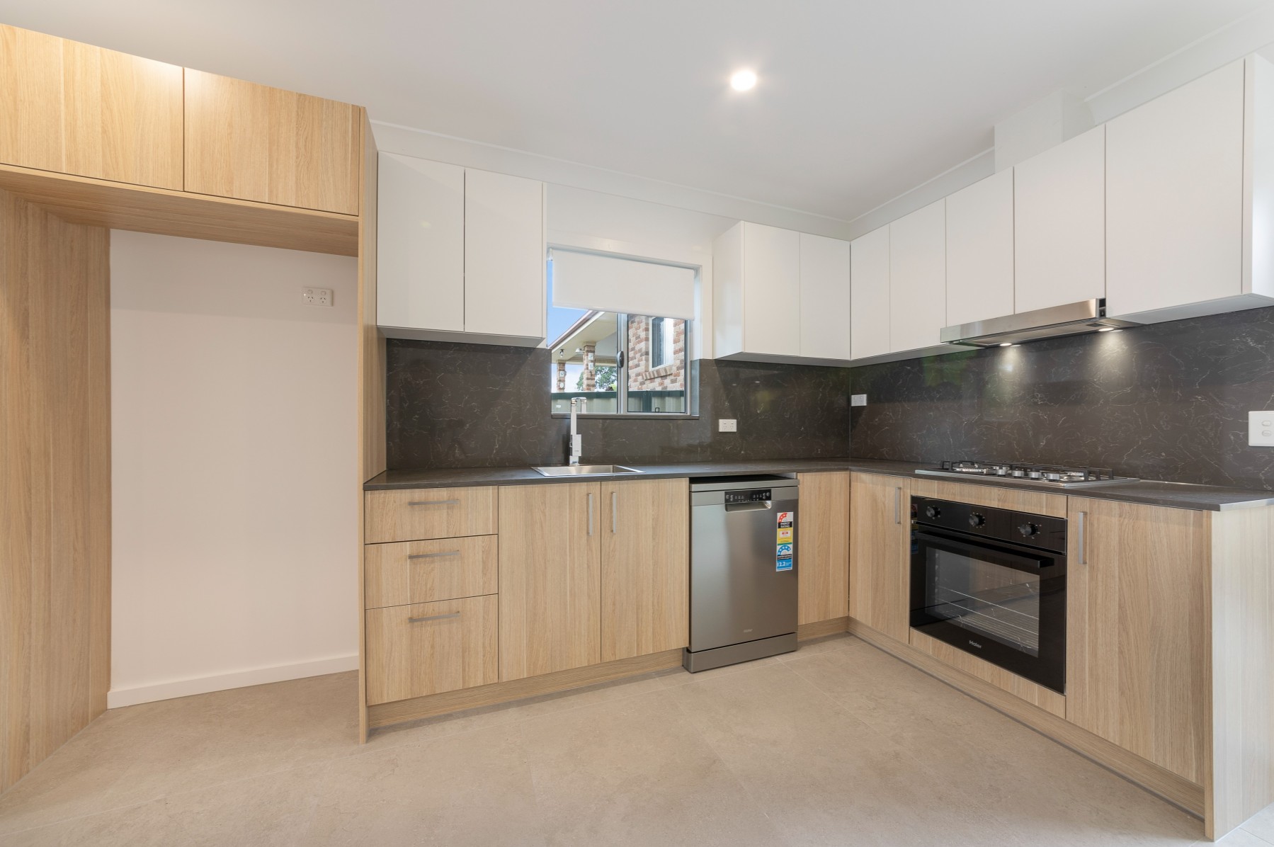 3a Edna Av Merrylands West, House for Rent, Merrylands West - Thumbnail 2