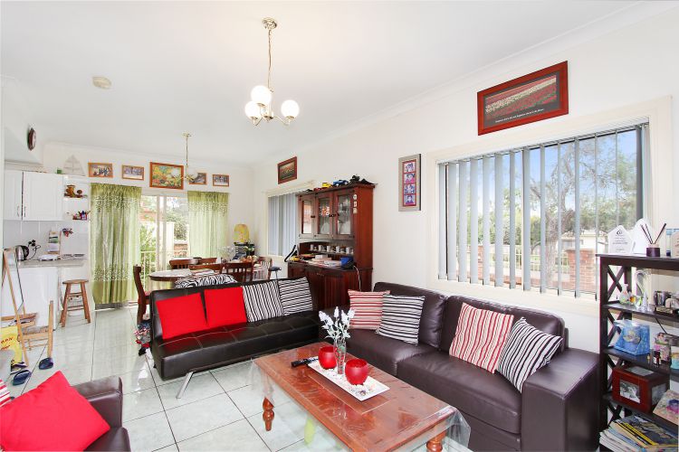 3.21/29-31 Lexington Drive, SYDNEY, NSW, 2153,  - Thumbnail 2