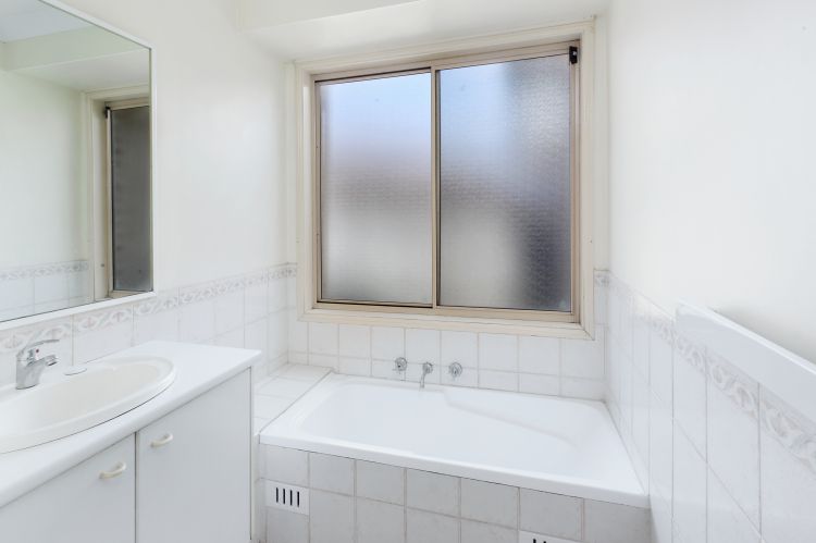 3.21/29-31 Lexington Drive, SYDNEY, NSW, 2153,  - Thumbnail 3
