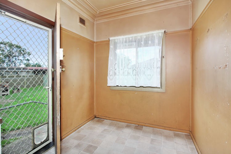 14 Quakers Road, Marayong - Thumbnail 5