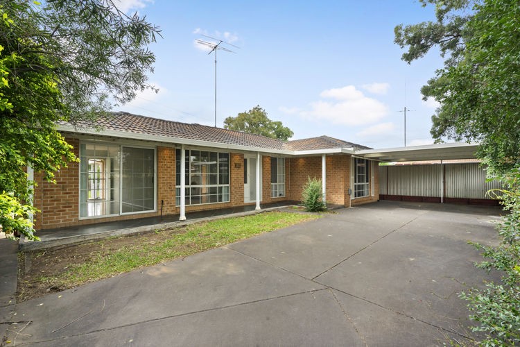 20 Jacaranda Place Doonside, House for Rent