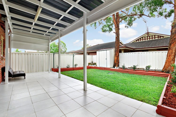 12/2 Blend Place, Woodcroft - Thumbnail 3