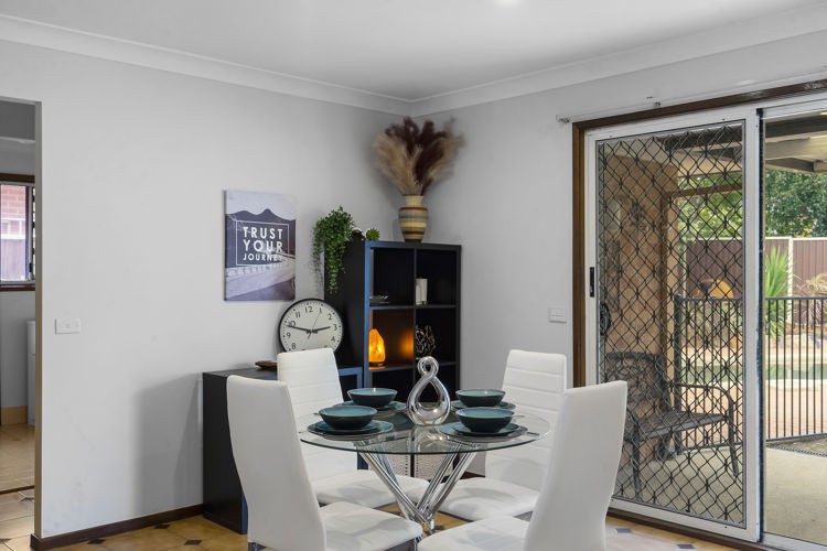 36 Astral Drive, Doonside - Thumbnail 3