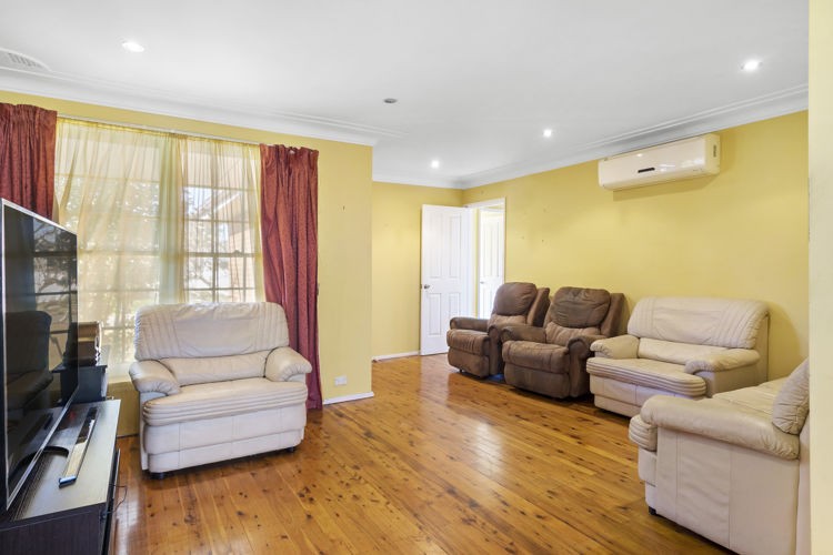4 Waugh Crescent, Blacktown - Thumbnail 4