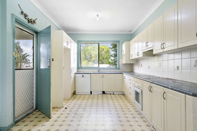 23 Mamie Avenue, Seven Hills - Thumbnail 2