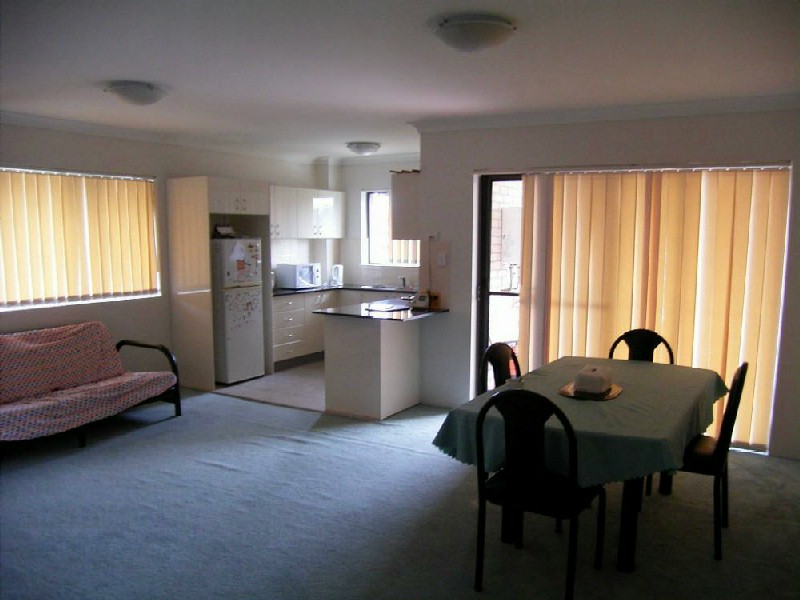 9/8-10 Clifton Street, Blacktown - Thumbnail 3