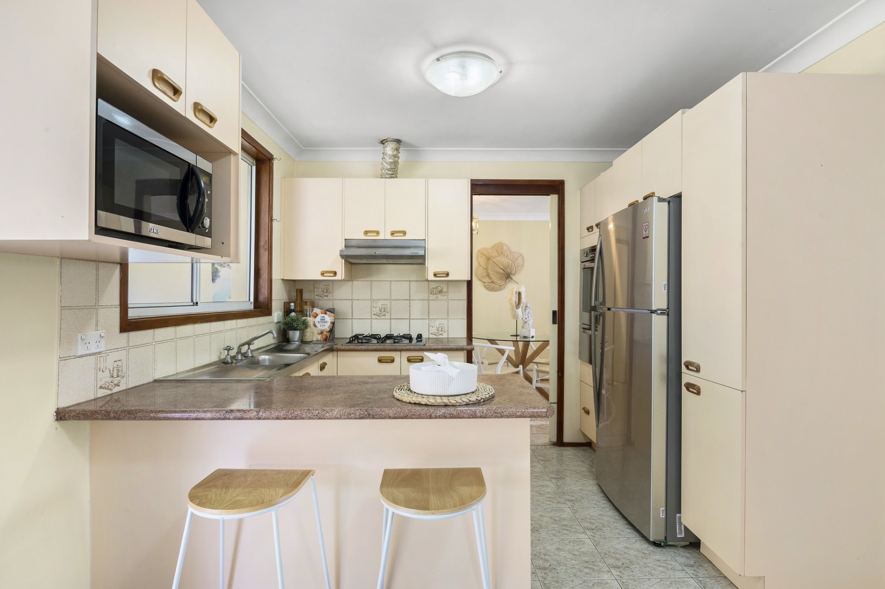 7 Bowes Place, Doonside - Thumbnail 3