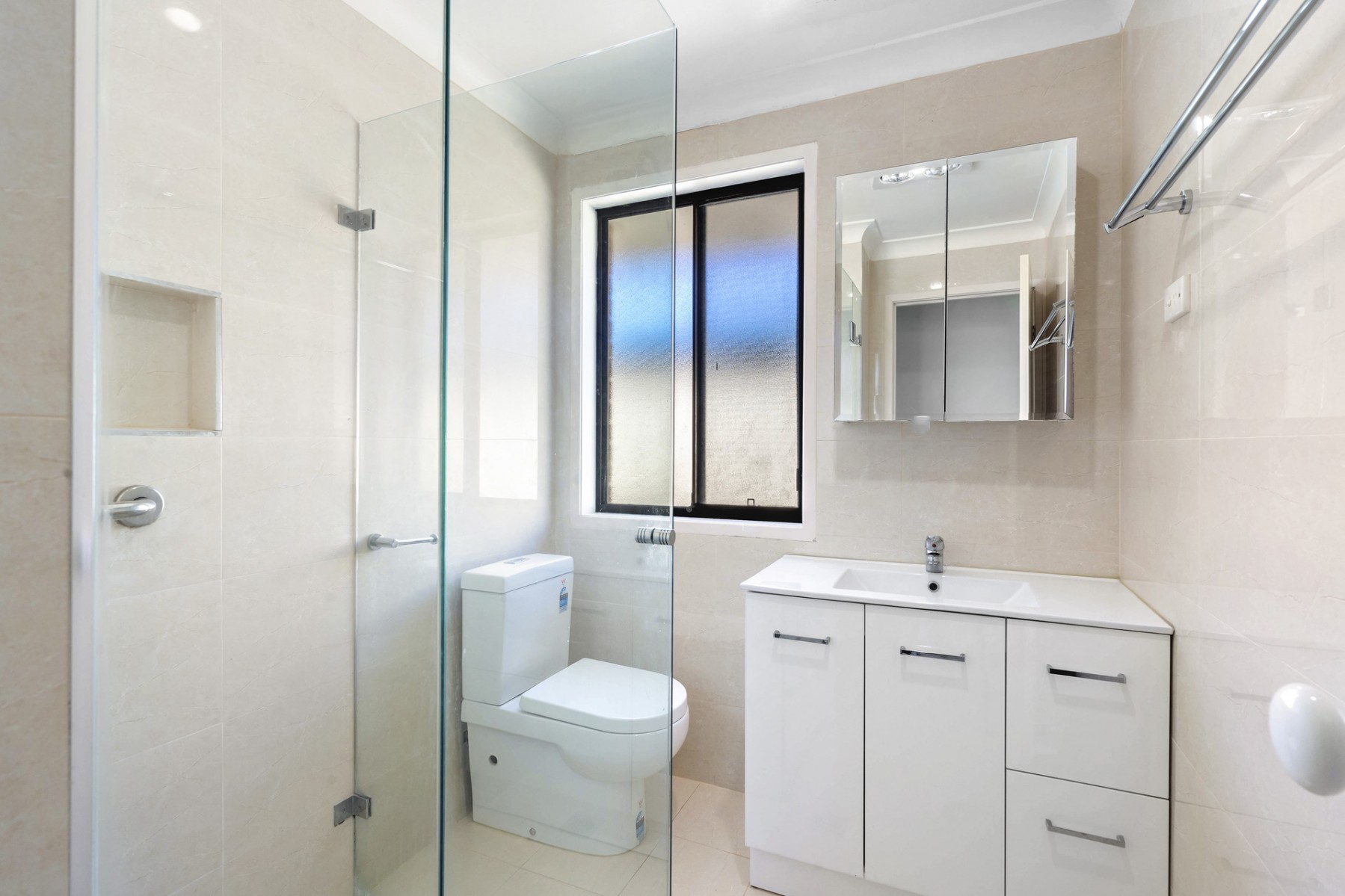 18 Dermont Street, Hassall Grove - Thumbnail 5
