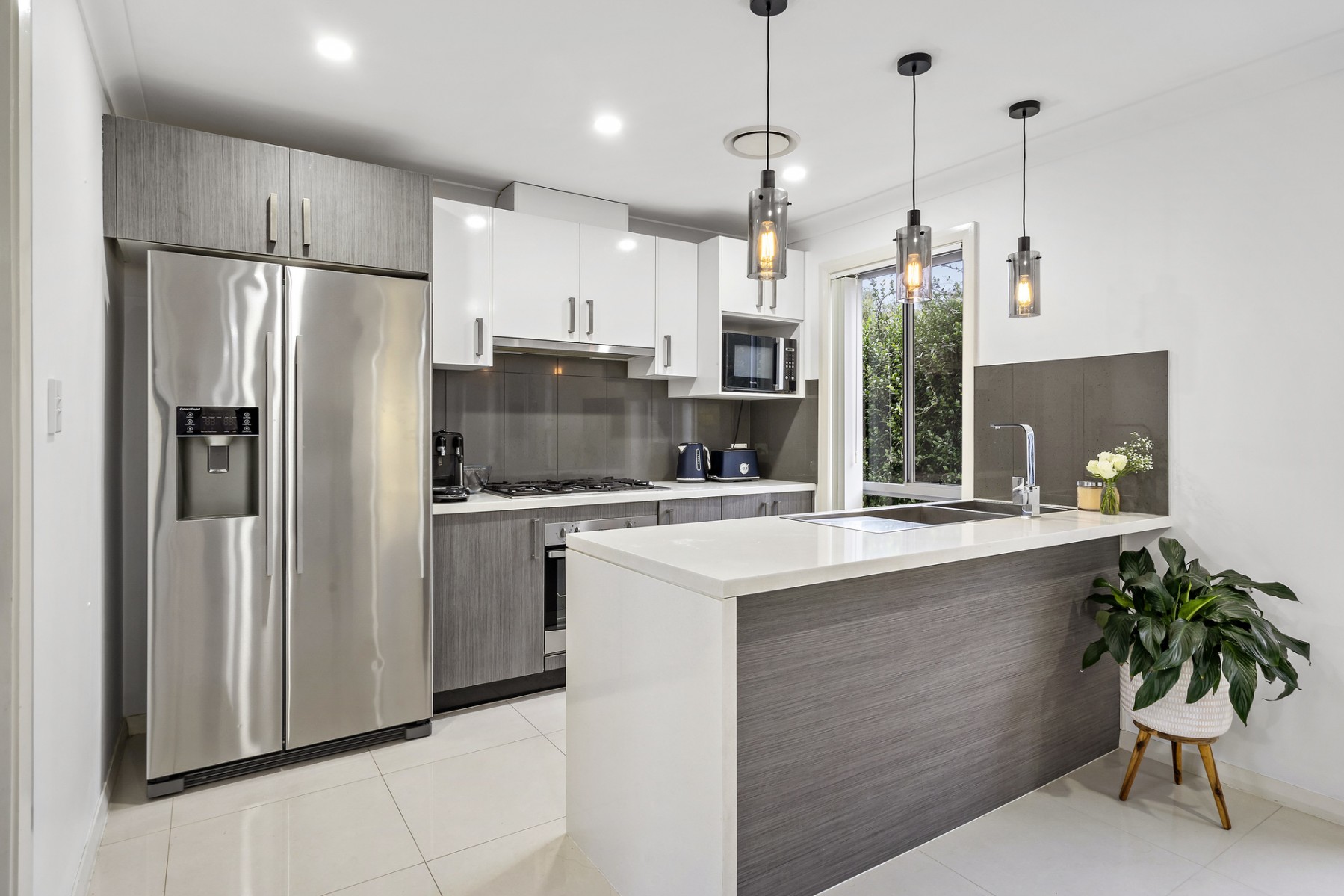 37 Desley Crescent, Prospect - Thumbnail 2
