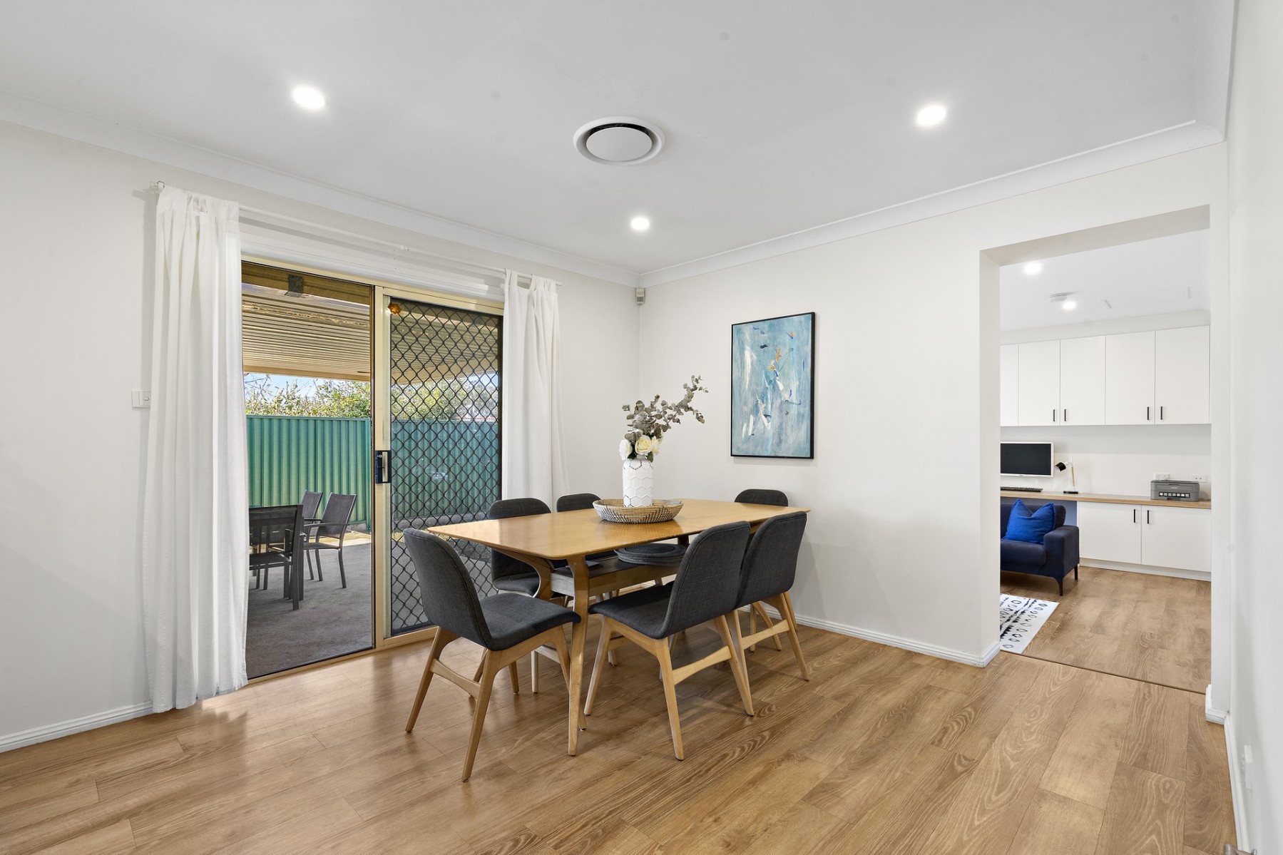 184 Douglas Road, Doonside - Thumbnail 3