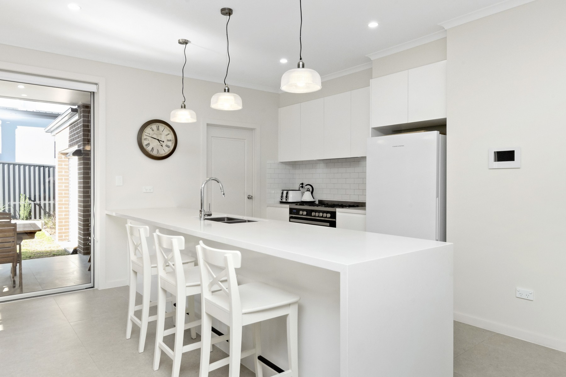 26 Wilkinson Avenue Kings Langley, House for Rent