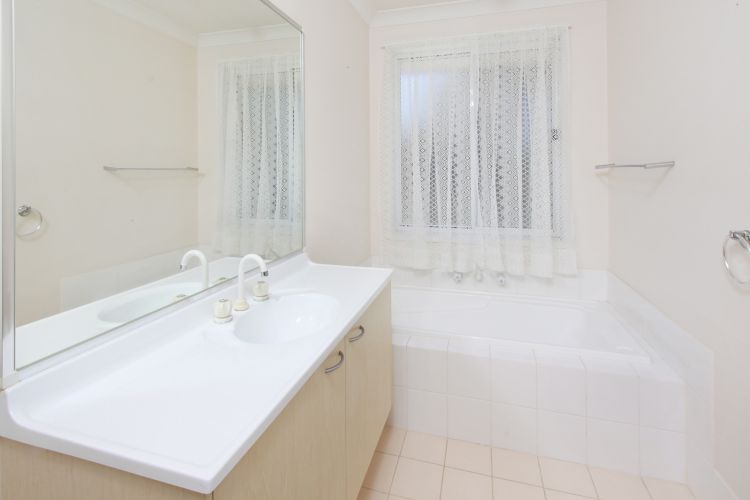 3.21/29-31 Lexington Drive, SYDNEY, NSW, 2153,  - Thumbnail 4