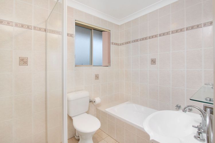 3.21/29-31 Lexington Drive, SYDNEY, NSW, 2153,  - Thumbnail 5