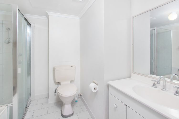3.21/29-31 Lexington Drive, SYDNEY, NSW, 2153,  - Thumbnail 2
