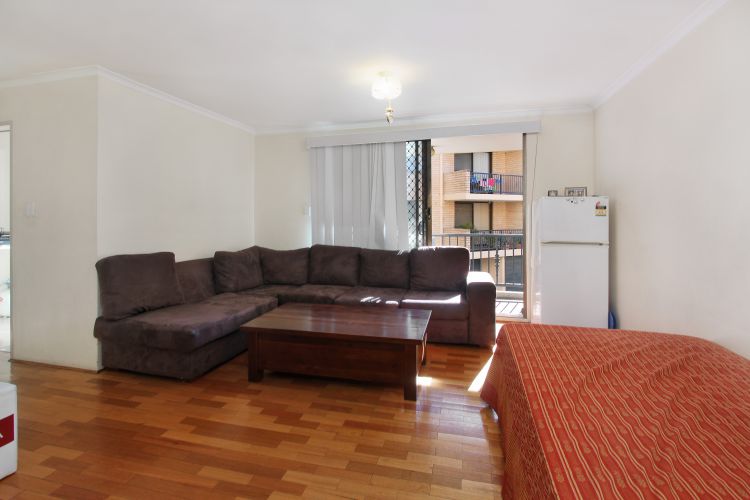3.21/29-31 Lexington Drive, SYDNEY, NSW, 2153,  - Thumbnail 3