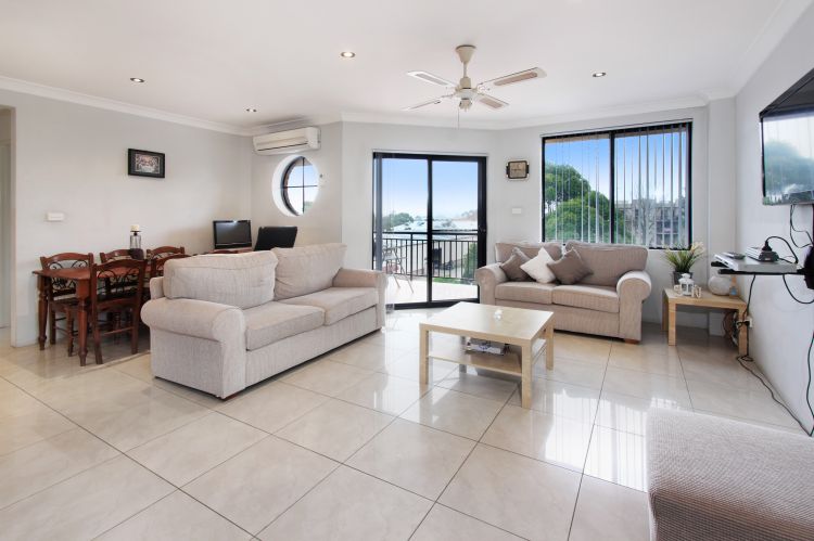 3.21/29-31 Lexington Drive, SYDNEY, NSW, 2153,  - Thumbnail 2