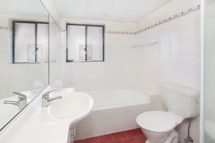 3.21/29-31 Lexington Drive, SYDNEY, NSW, 2153,  - Thumbnail 4