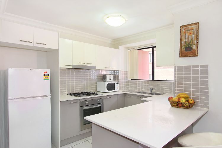 3.21/29-31 Lexington Drive, SYDNEY, NSW, 2153,  - Thumbnail 2