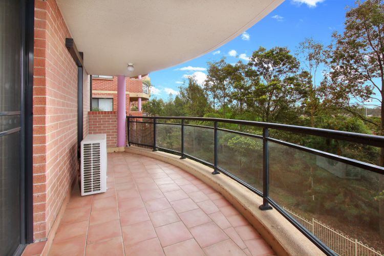 3.21/29-31 Lexington Drive, SYDNEY, NSW, 2153,  - Thumbnail 4