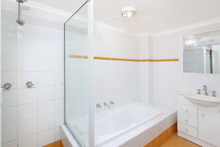 3.21/29-31 Lexington Drive, SYDNEY, NSW, 2153,  - Thumbnail 8